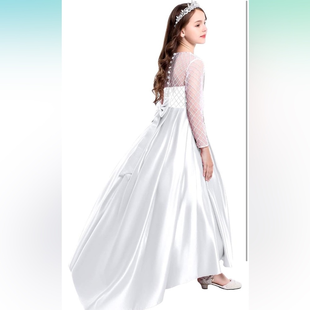 Elegant White Long Sleeve Dress